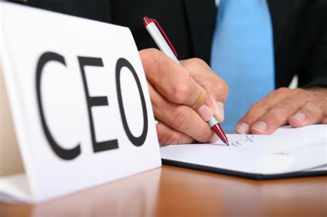 CEO, CFO, CTO e outros: o que significam as siglas de executivos